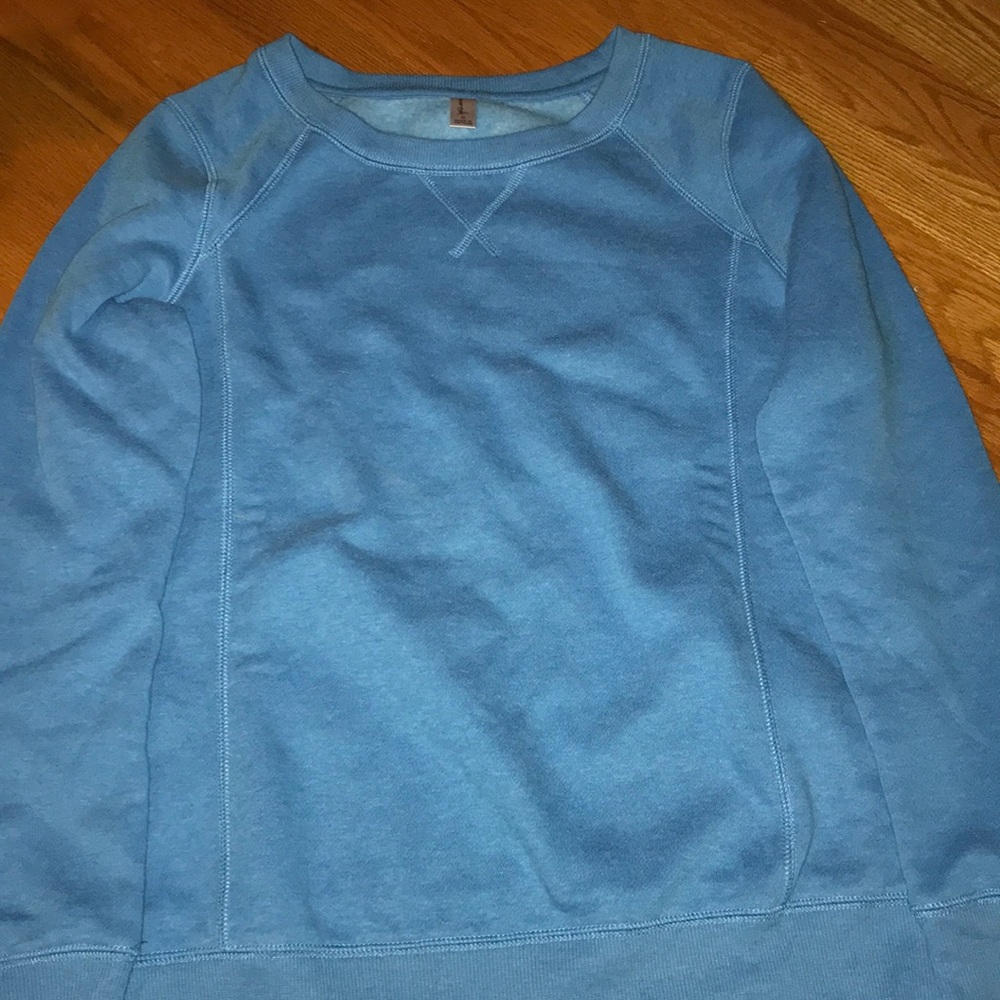 Woman’s crew neck